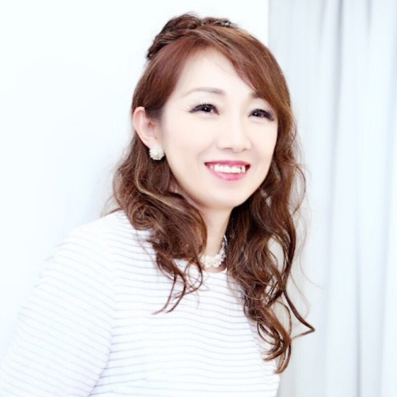いい笑顔！美しすぎるミセスモデル桜庭亜紀