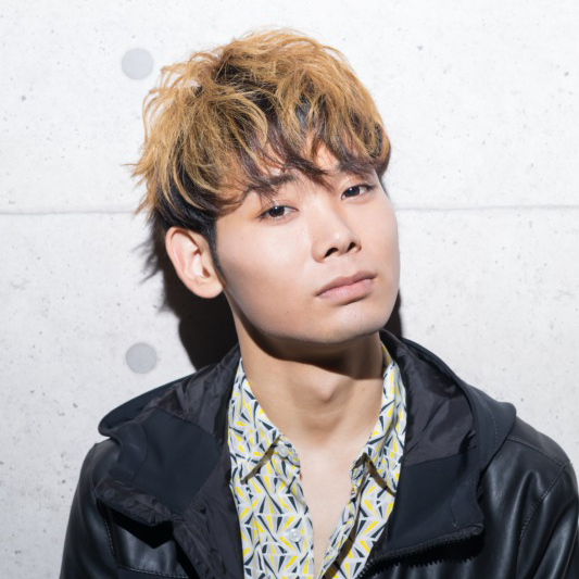 シンガー　KENGO