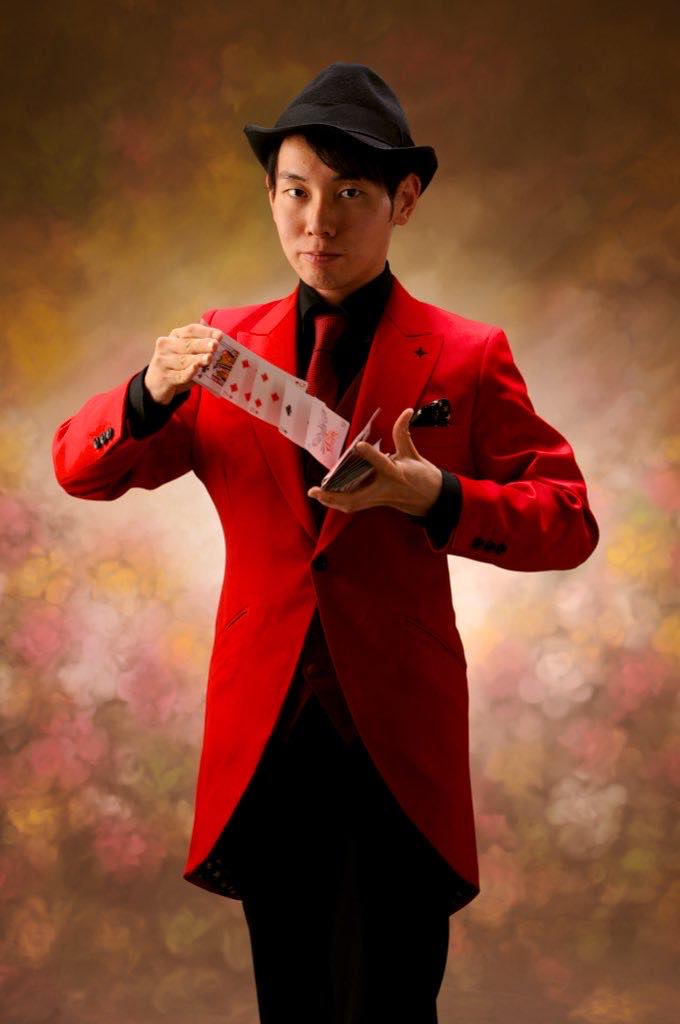 magician-satoshi1