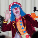 ゆがわらハロウィン2019写真でレポート2日目、TintRoomよりダンサーとピエロの登場です！！
